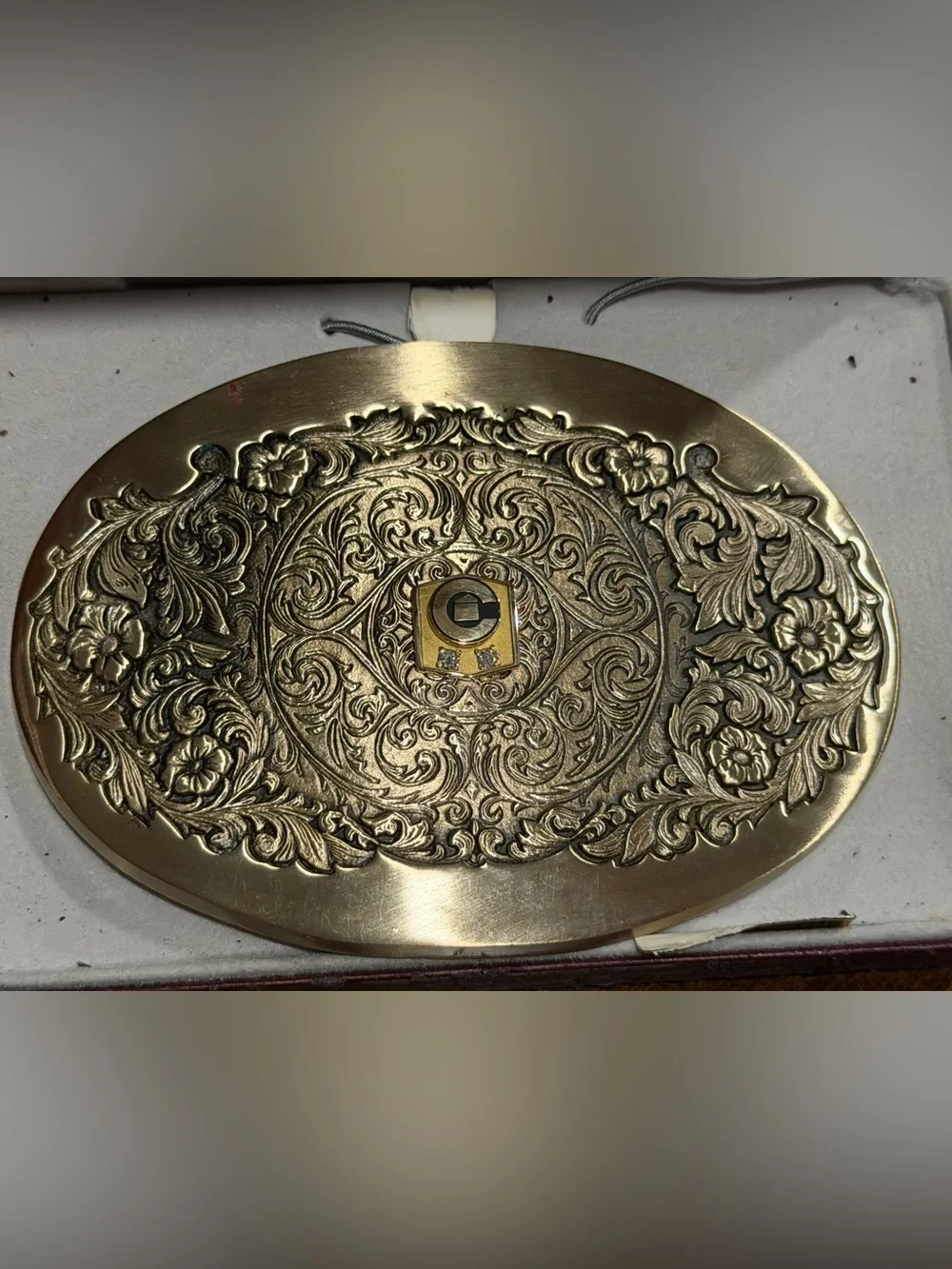 Vintage 1981 OC Tanner Solid Brass Award Belt Buckle 2 SMALL DIAMONDS OR STONES